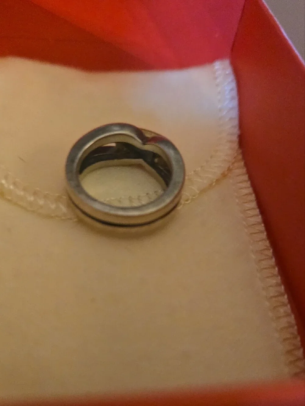 James Avery Linked Heart Sterling Silver/14K Gold, Size 4 - Picture 3 of 3